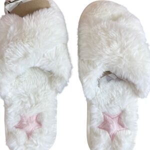 SALE Lola Women's Fuzzy Slippers White Crossover Pink‎ Star Size Small